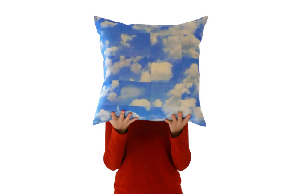DESIGN OF THE MONTH : SKY
